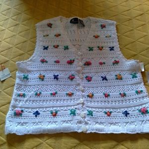 COPY - Sweater size medium NWT